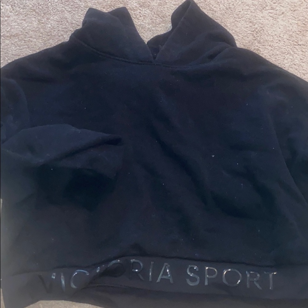 Black workout hoodie